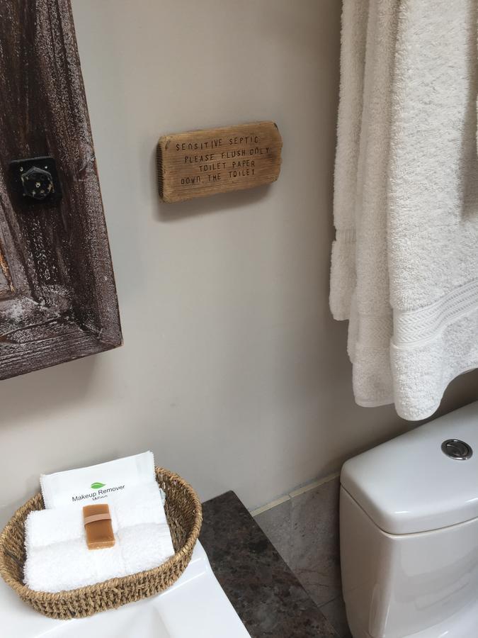 Black Bear Guesthouse Tofino Dış mekan fotoğraf
